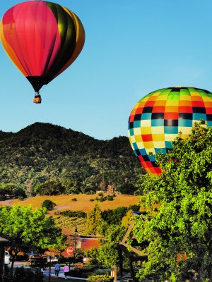 balloons in yountville