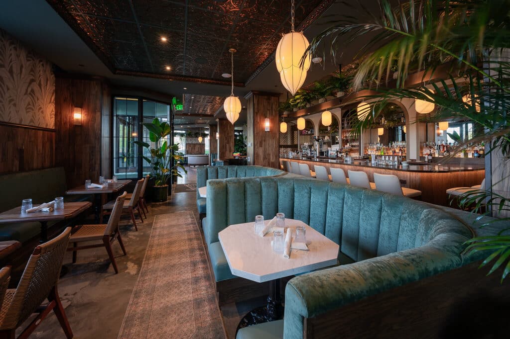 Starling Neighborhood Eatery interior